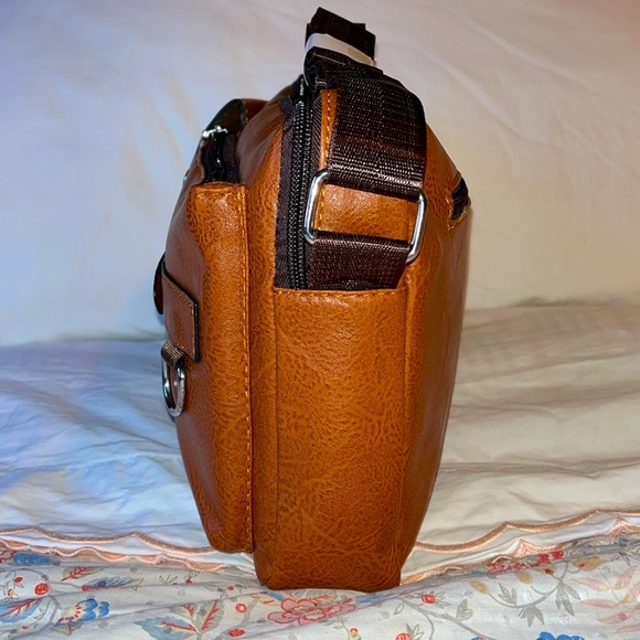 Vintage Style Messenger Bag - Vintage Explorer Sling Bag, Multi-Pocket Bag - Picture 10 of 15